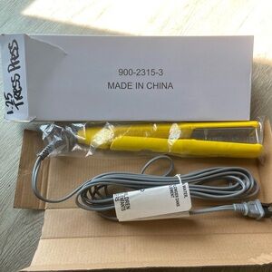 FULL SIZE DRYBAR 1.25 TRESS PRESS straightener 100% real guaranteed LAST ONE